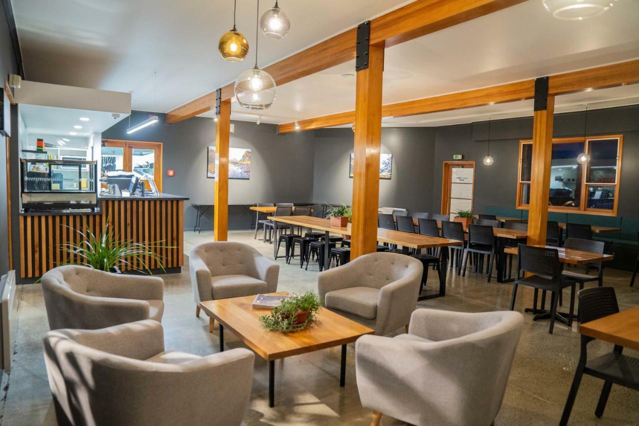 Hostel Lone Moose Backpackers Te Anau Exterior foto